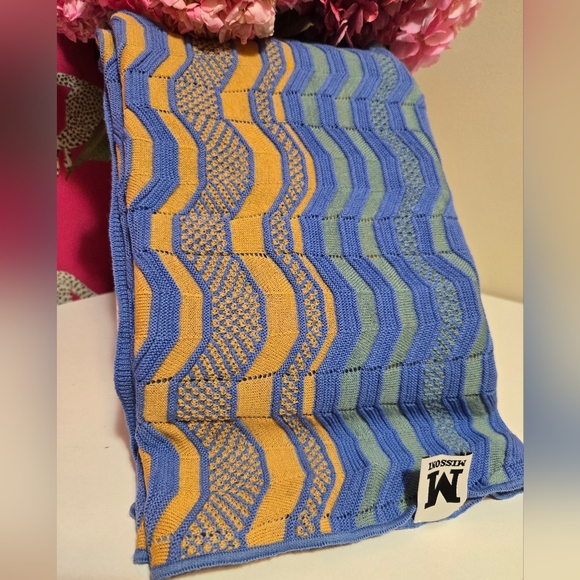 Missoni Waves Knit Scarf 64×12 - Picture 1 of 4